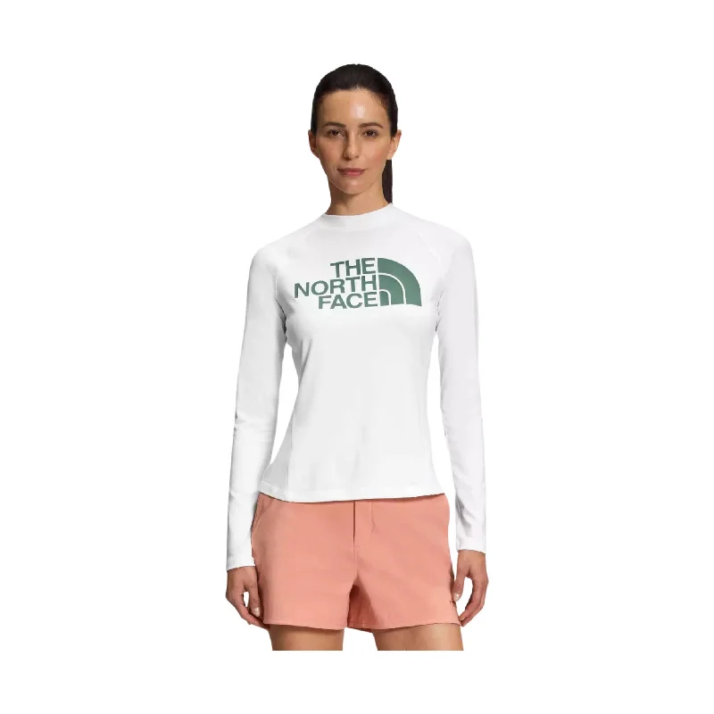 The North Face Women's Class V Water Top - TNF White/Laurel Wreath Green - ONLINE STORE CREDIT/EXCHANGE ONLY Elegant Classic Vintage