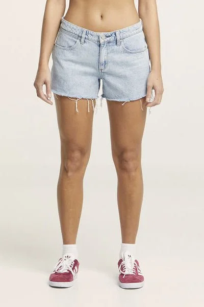 WRANGLER LOW RISE BELLS SHORT - OCEAN TO OCEAN